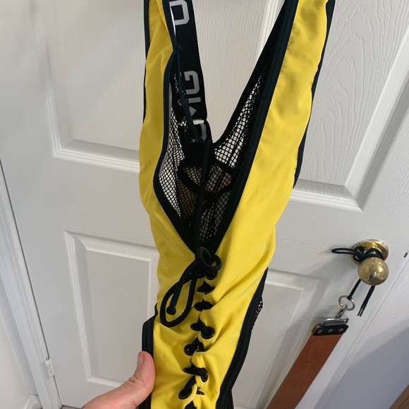 Yellow OMG one piece with strings - Picture 3 of 6